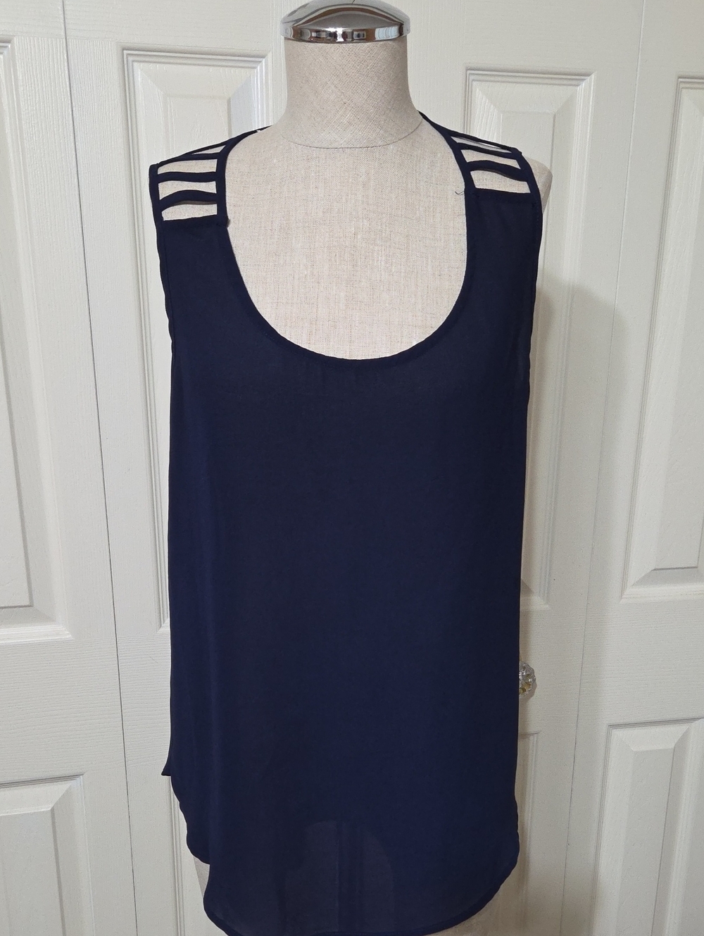 Women’s Navy Strappy Shoulder Scoop Tank Top